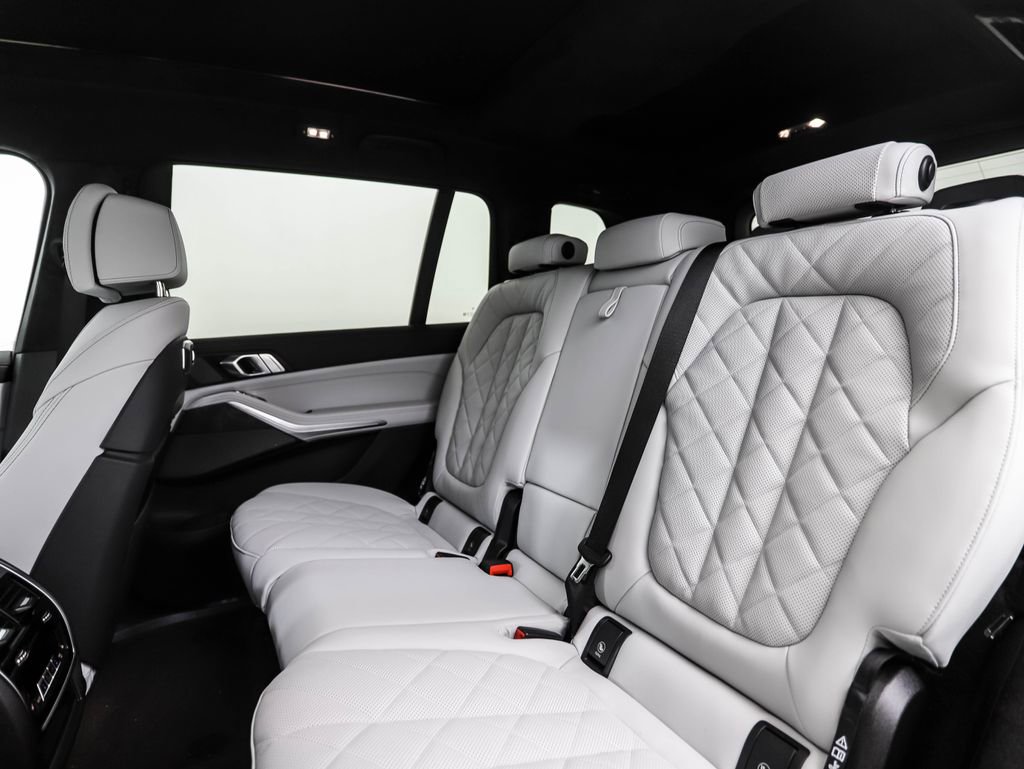 Used 2026 BMW X7 xDrive40i image 20