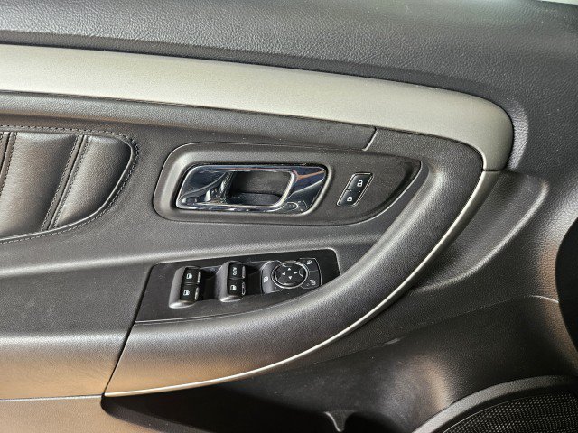 Used 2014 Ford Taurus SEL w/ Equipment Group 201A FWD image 29
