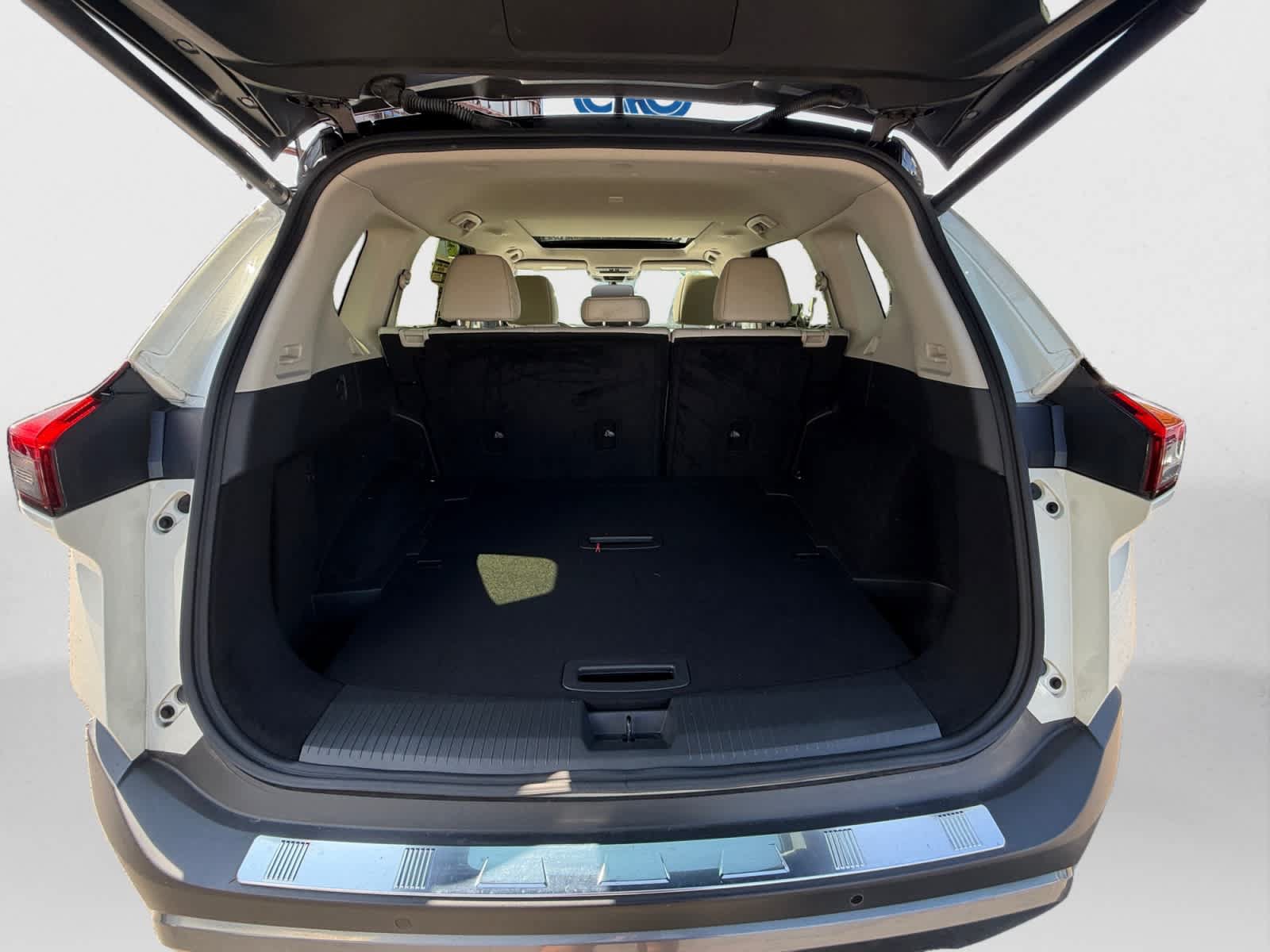 Used 2023 Nissan Rogue SL AWD/4WD image 21