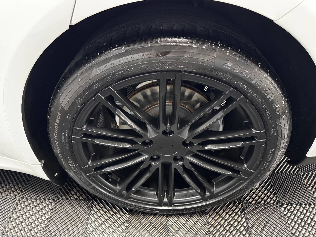 Used 2015 Porsche Panamera 4 image 18