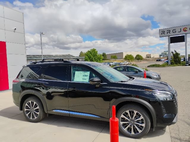 New 2026 Nissan Pathfinder Platinum AWD/4WD image 5