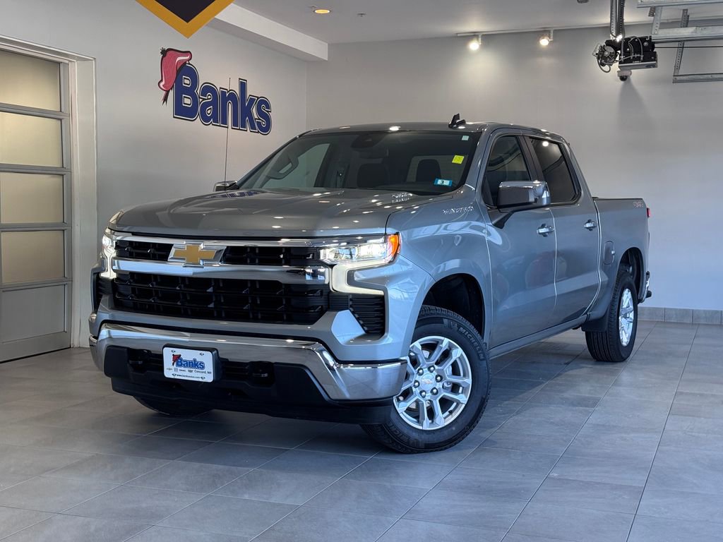 Certified 2026 Chevrolet Silverado 1500 LT image 2