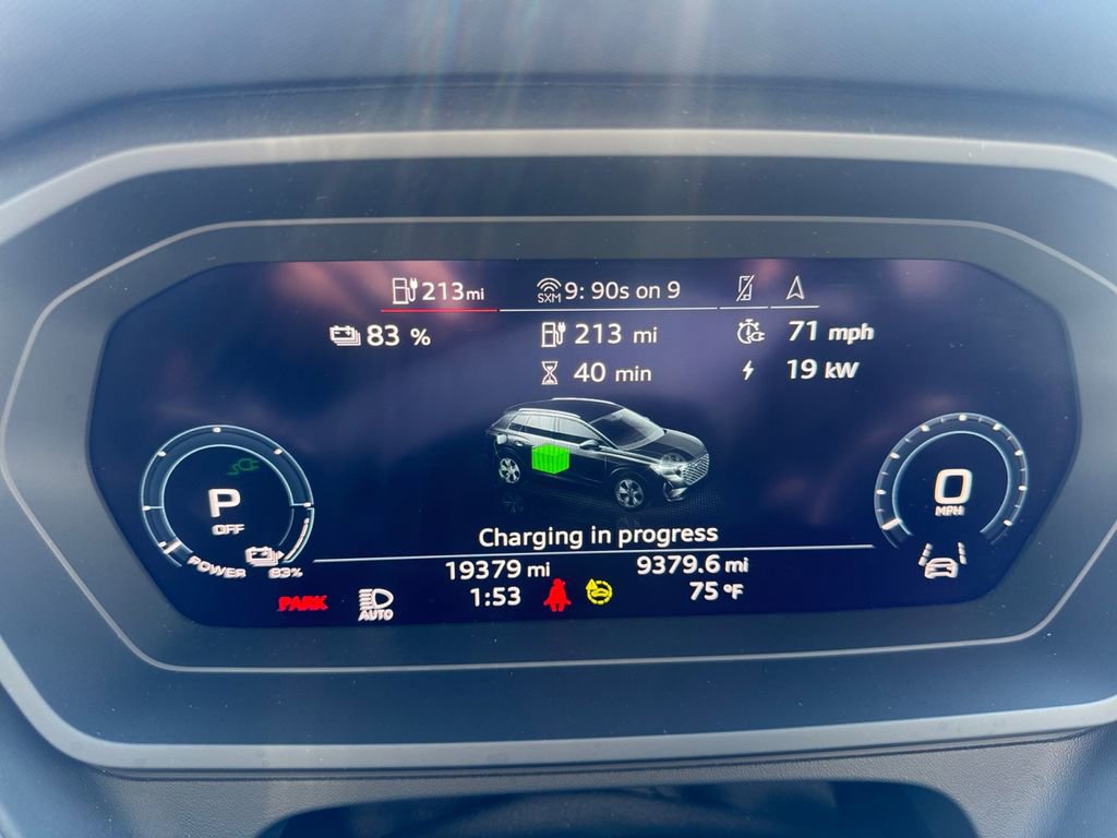 Used 2024 Audi Q4 e-tron Premium Plus w/ Premium Plus image 16