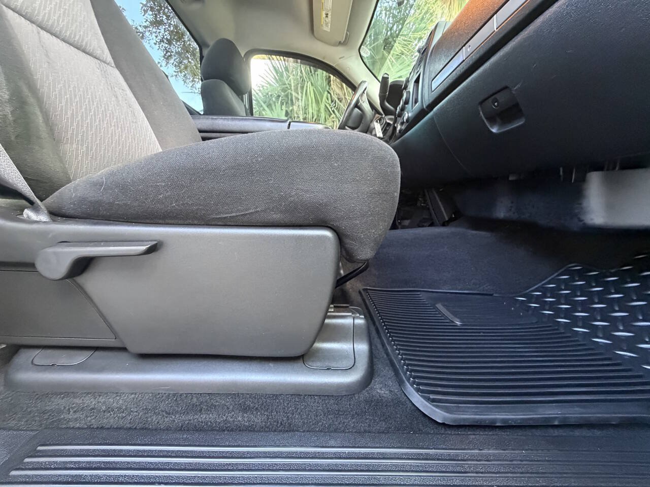 Used 2011 Chevrolet Silverado 1500 LT RWD image 13