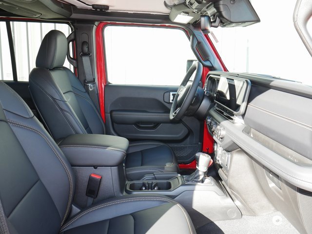 New 2025 Jeep Gladiator Sport image 25