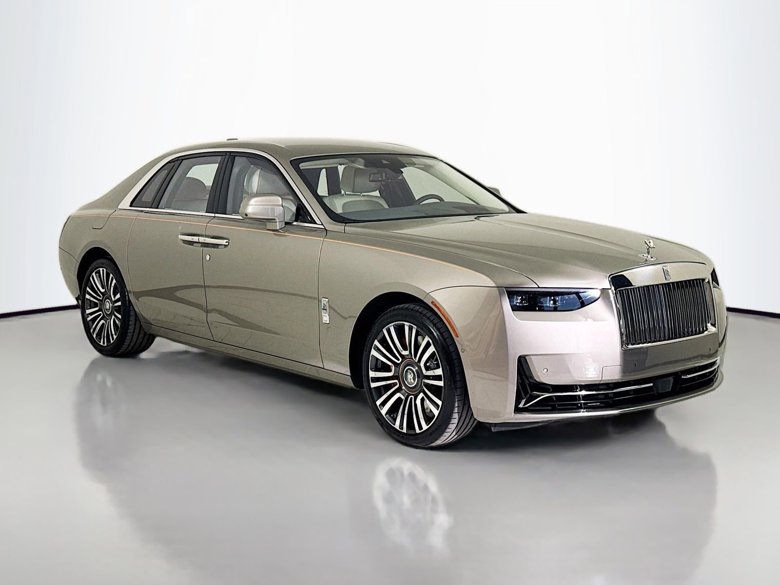 Certified 2025 Rolls-Royce Ghost image 1