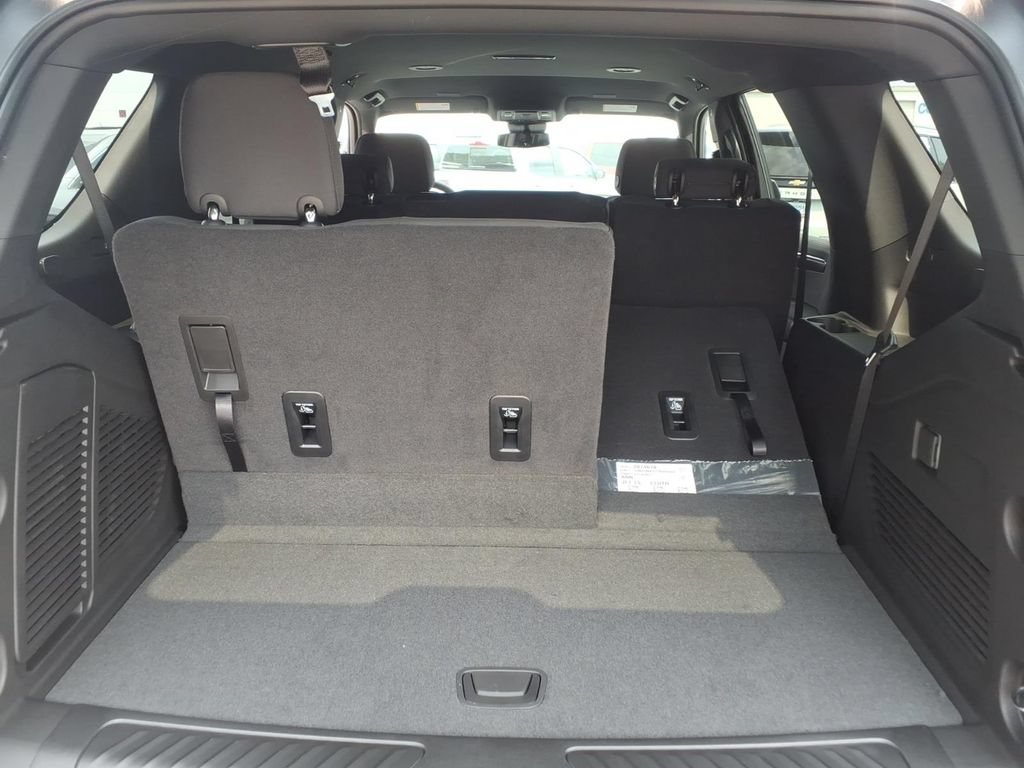 New 2026 Chevrolet Tahoe LS AWD/4WD image 17