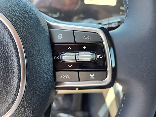 New 2026 Kia Carnival SX w/ SX Dark Edition Package FWD image 12
