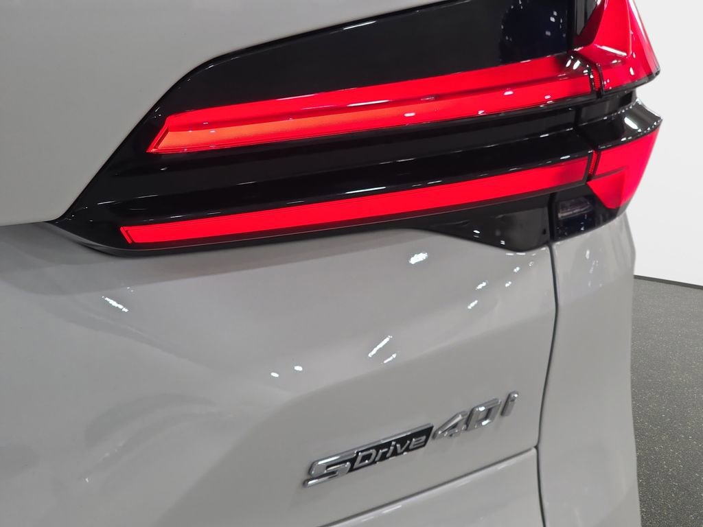 Certified 2025 BMW X5 sDrive40i w/ Climate Comfort Package image 29