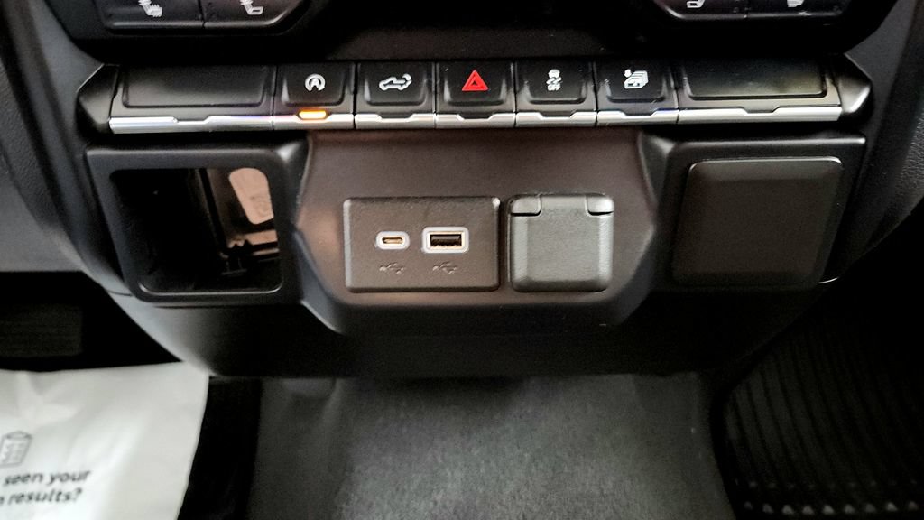 Used 2021 Chevrolet Silverado 1500 LT w/ LPO, Liner Protection Package AWD/4WD image 33