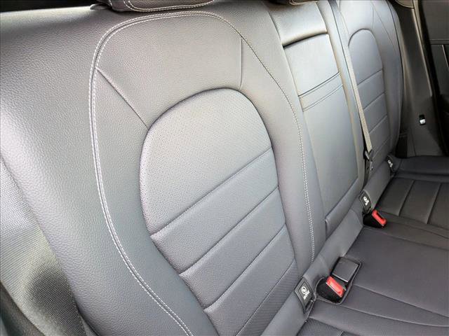 Used 2017 Mercedes-Benz GLC 300 4MATIC image 18