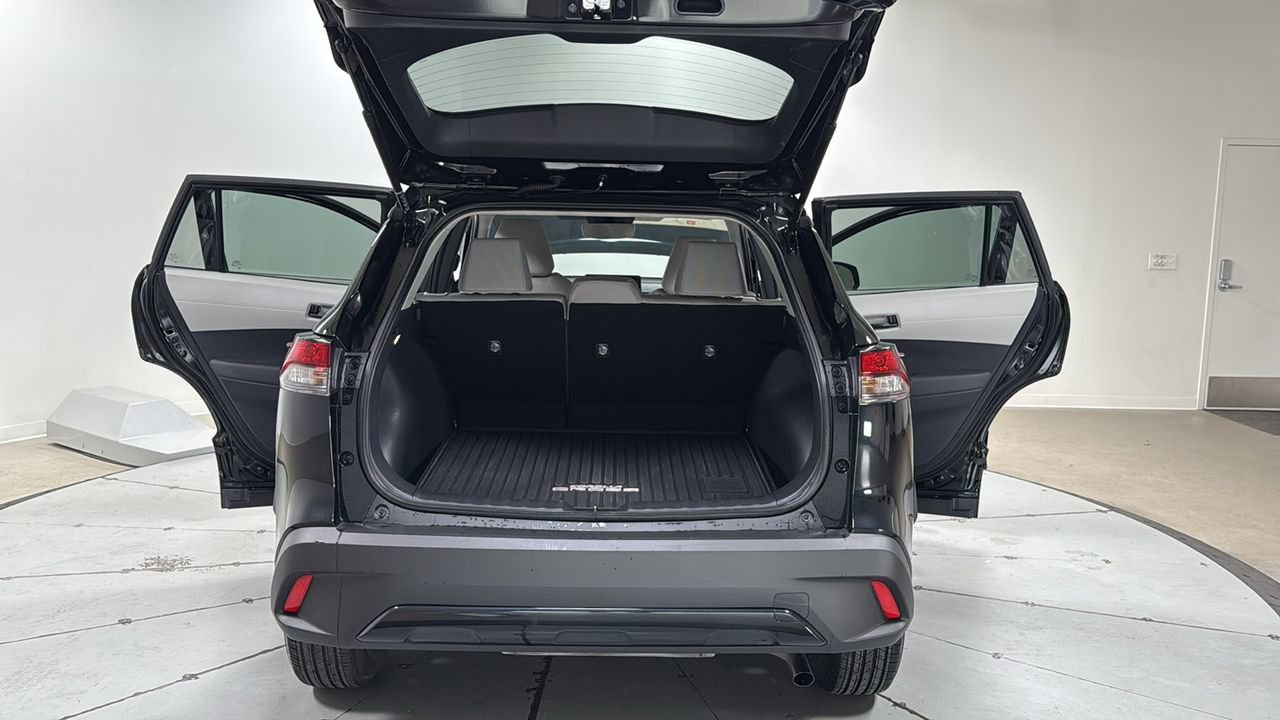 Certified 2026 Toyota Corolla Cross LE image 16