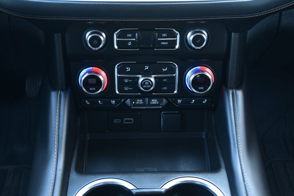 Used 2023 GMC Yukon XL AT4 w/ AT4 Premium Plus Package image 35
