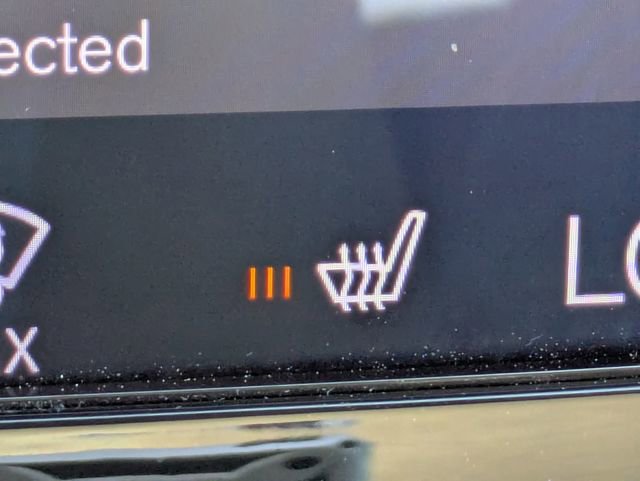 Used 2019 Volvo XC40 T5 Momentum image 25