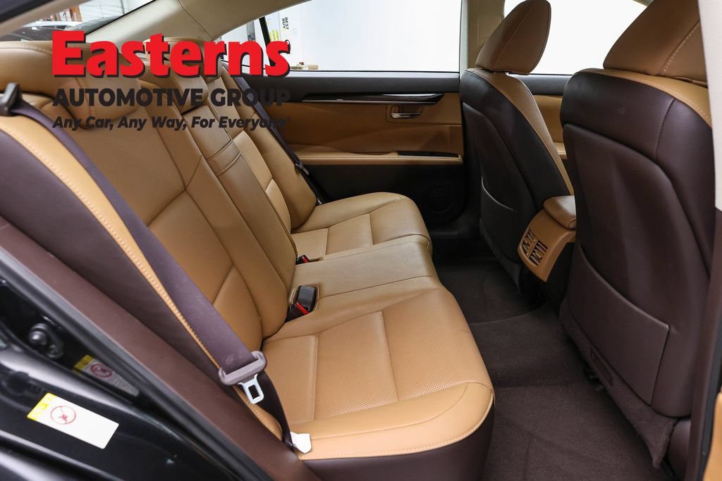Used 2017 Lexus ES 350 w/ Navigation System Package FWD image 27