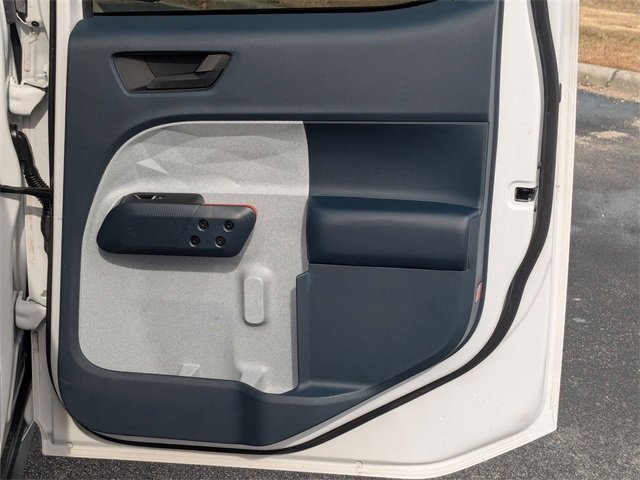 Used 2022 Ford Maverick XLT image 31