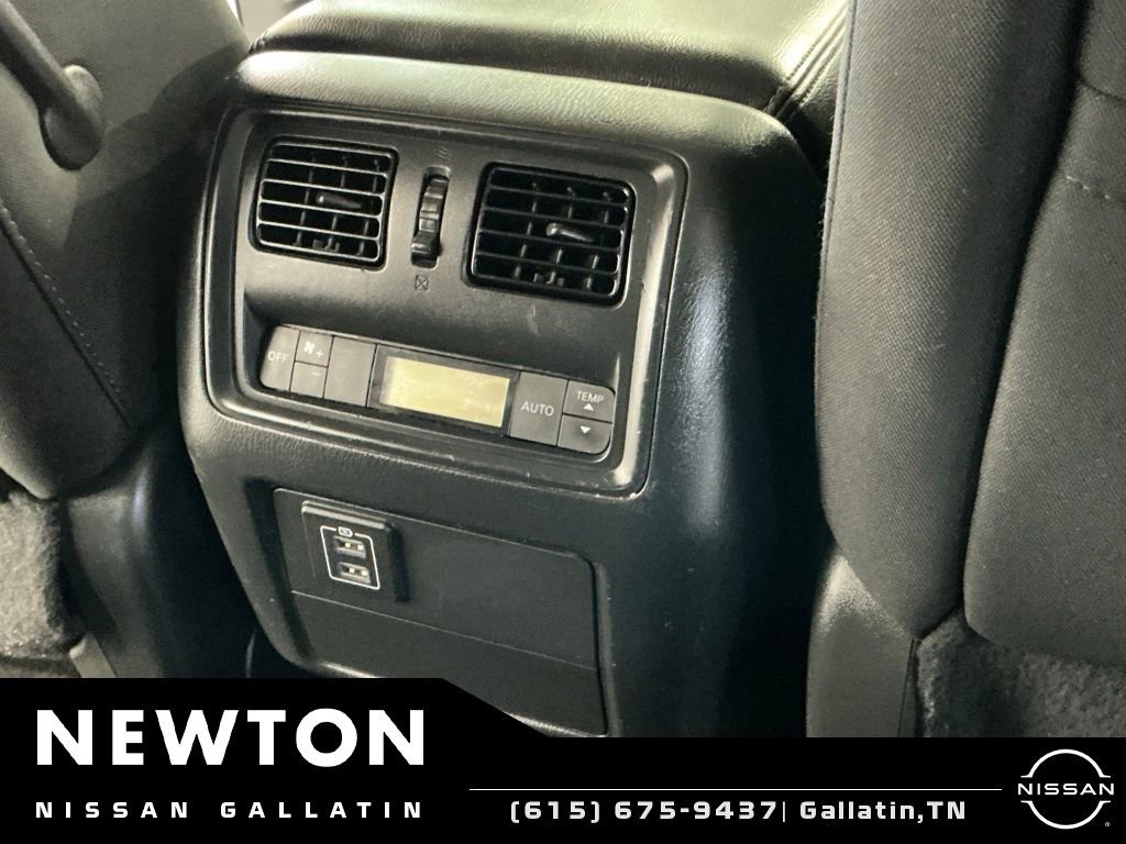 Used 2018 Nissan Pathfinder S FWD image 15