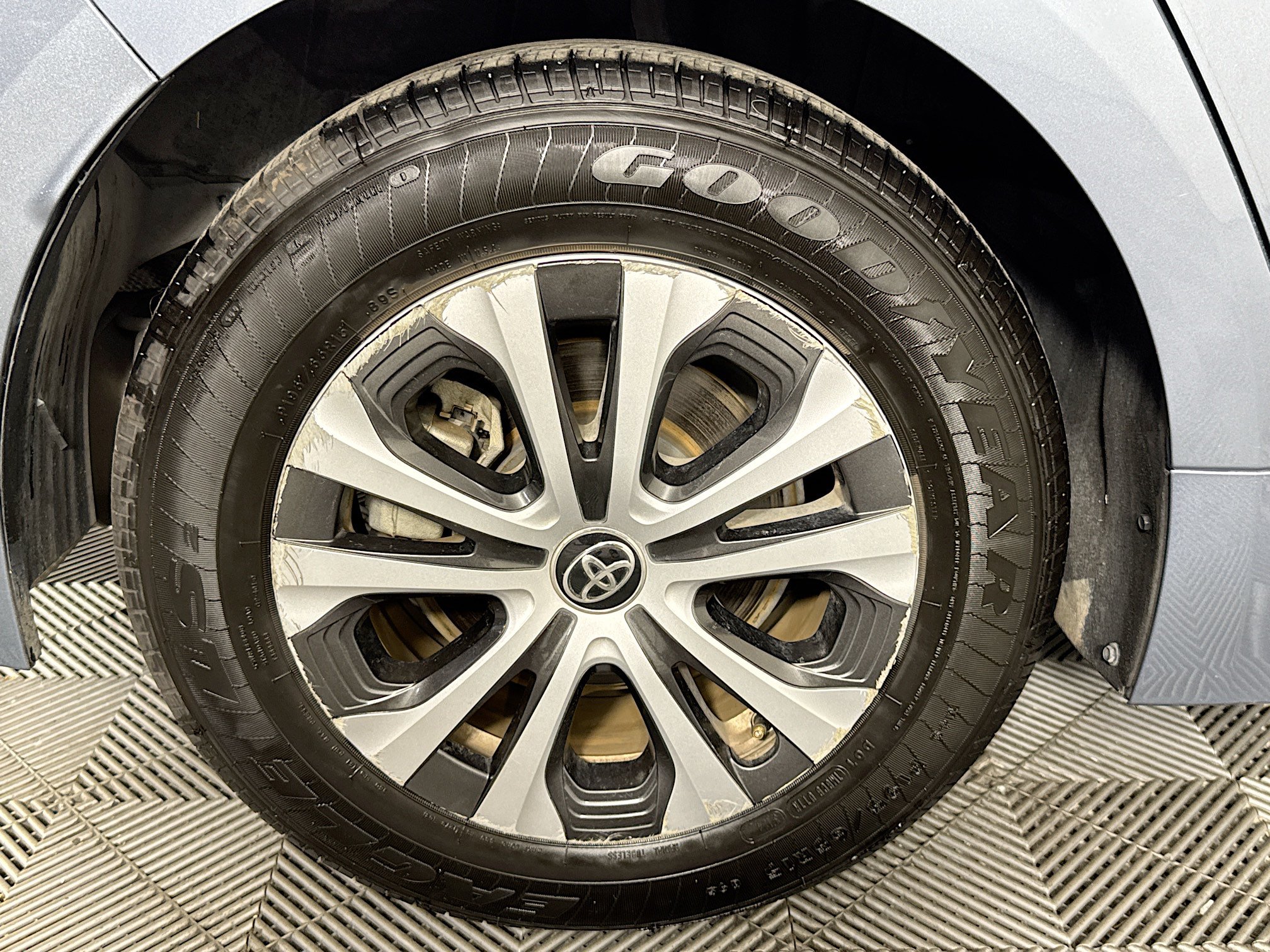 Used 2022 Toyota Corolla LE FWD image 31