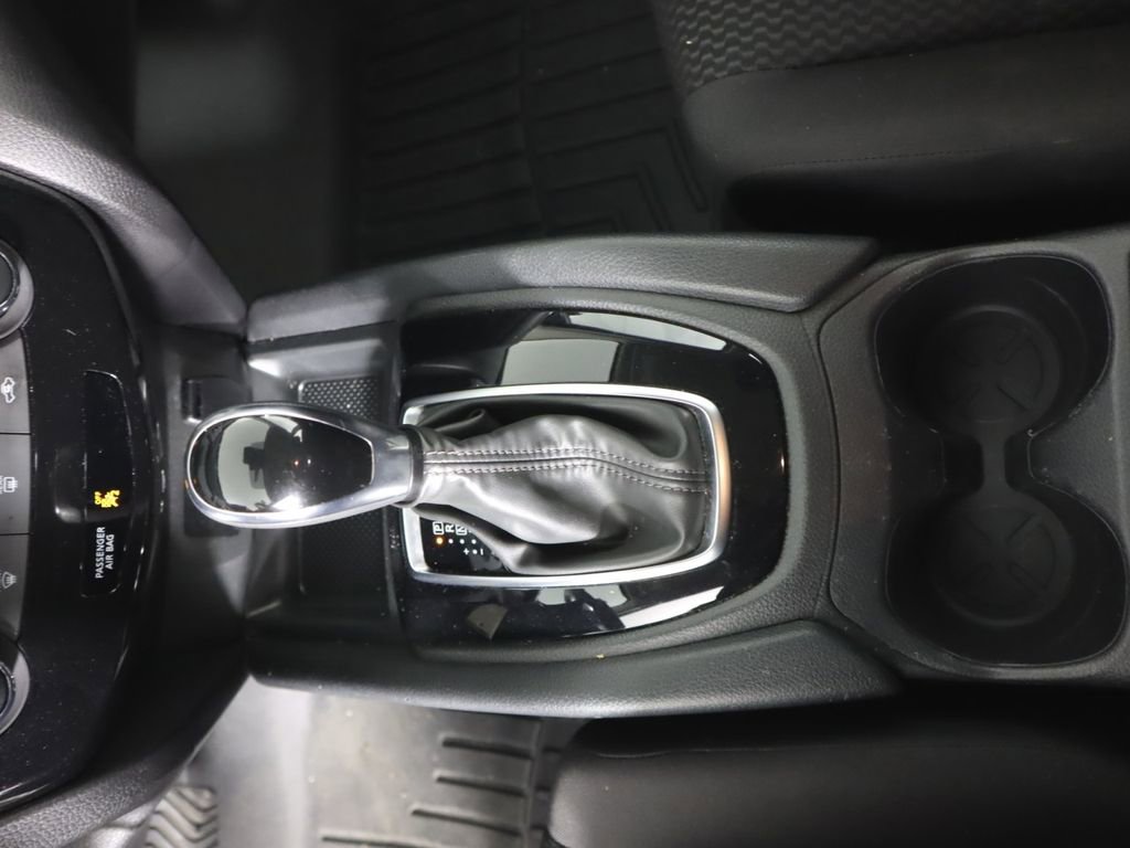 Certified 2020 Nissan Rogue Sport S image 12