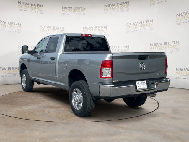 Used 2024 RAM 2500 Tradesman w/ Chrome Appearance Group image 3