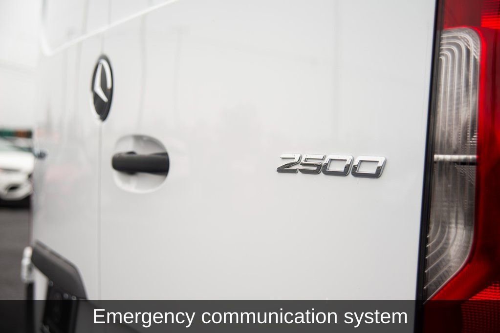 Used 2025 Mercedes-Benz Sprinter 2500 image 19