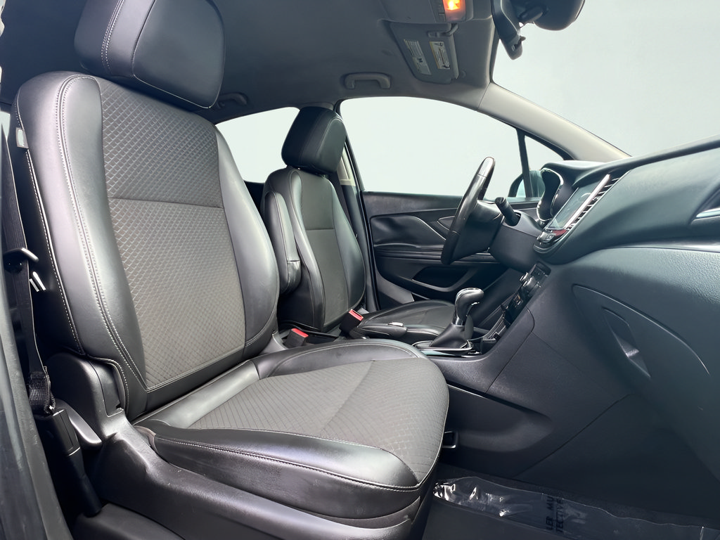 Used 2018 Buick Encore Preferred FWD image 29