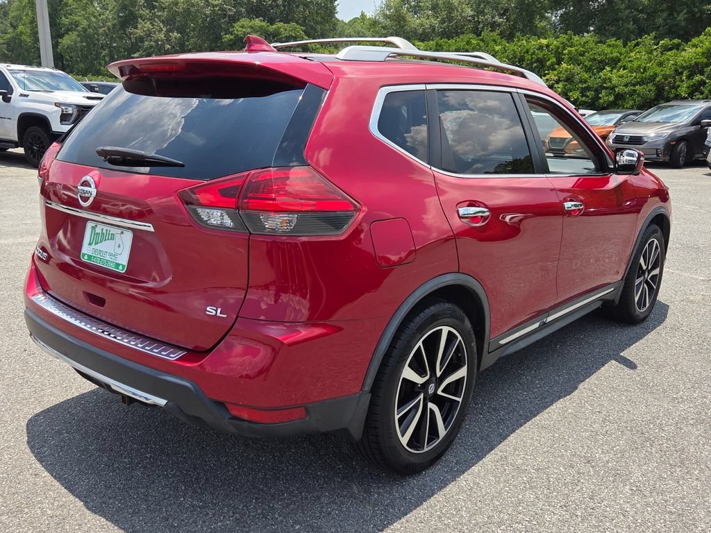 Used 2017 Nissan Rogue SL w/ SL Premium Package FWD image 10