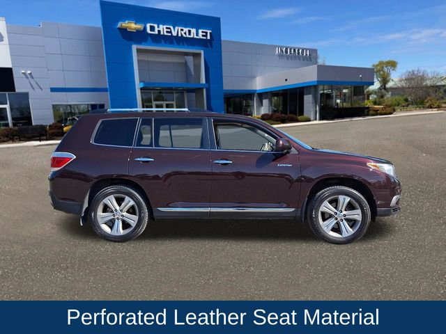 Used 2013 Toyota Highlander Limited AWD/4WD image 26