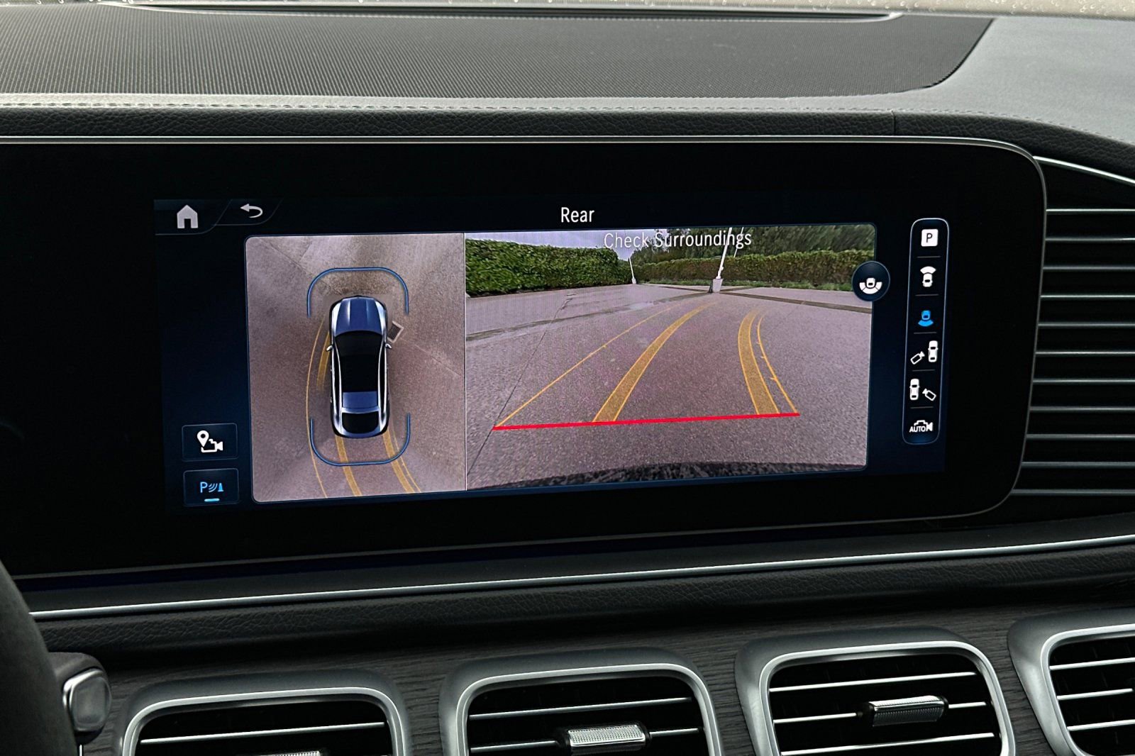 Used 2024 Mercedes-Benz GLE 53 AMG 4MATIC Coupe image 18