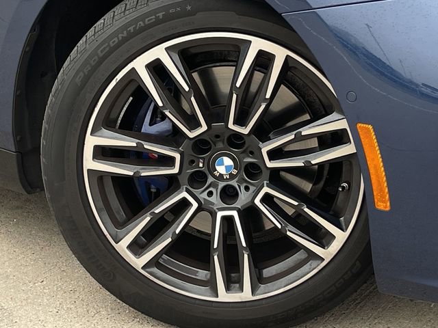 Used 2024 BMW 530i 530i w/ M Sport Package image 9