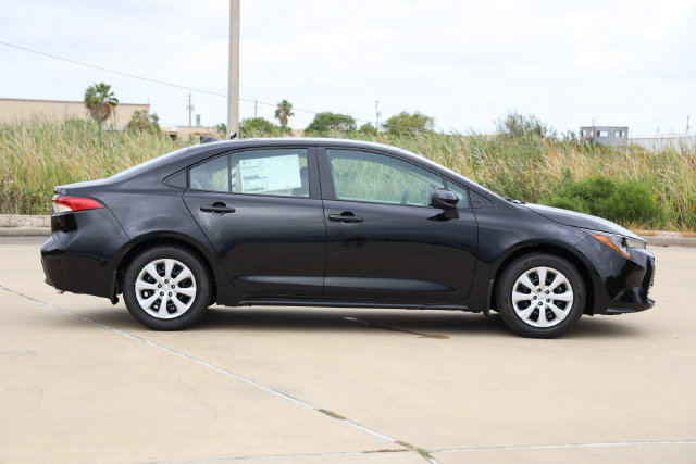 New 2026 Toyota Corolla LE FWD image 8