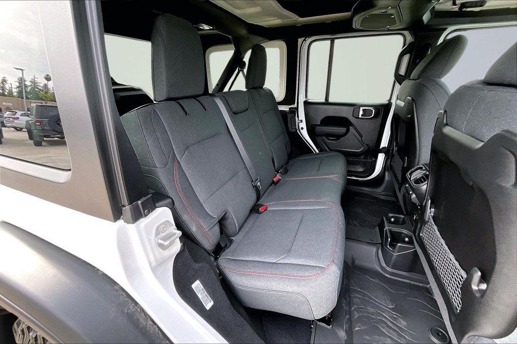 New 2026 Jeep Wrangler Unlimited Rubicon AWD/4WD image 14
