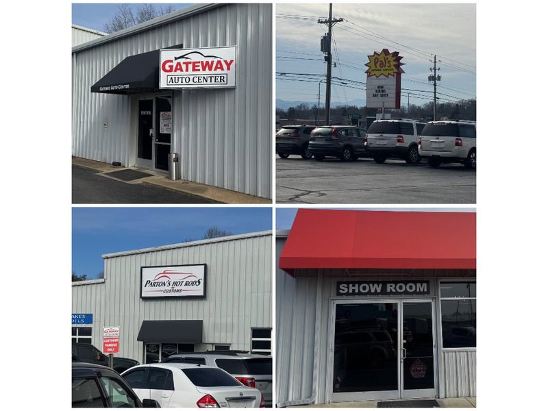 Used 2018 Chevrolet Equinox LT w/ Sun & Infotainment Package image 3