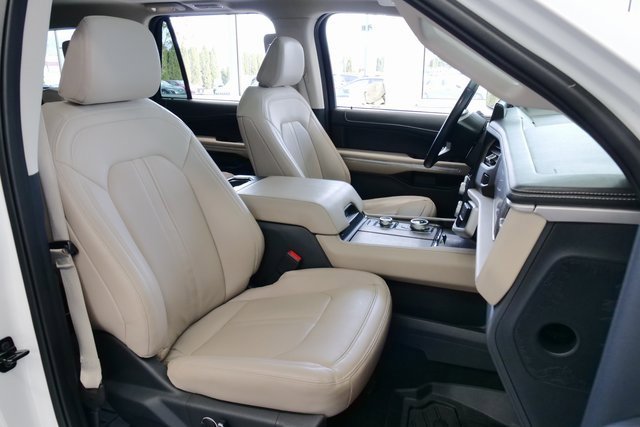 Used 2022 Ford Expedition Limited image 20