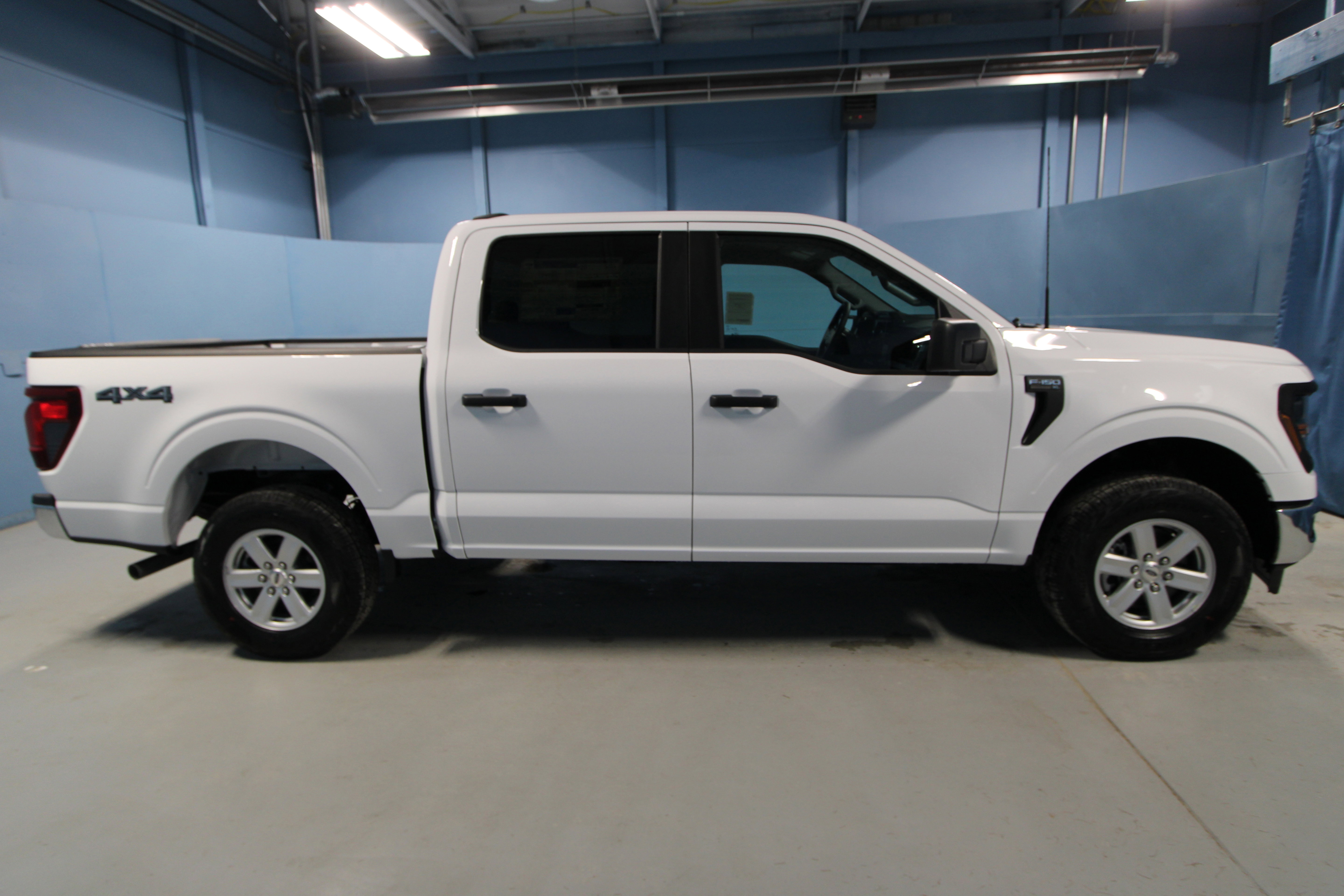 New 2025 Ford F150 XL w/ Equipment Group 103A High image 31