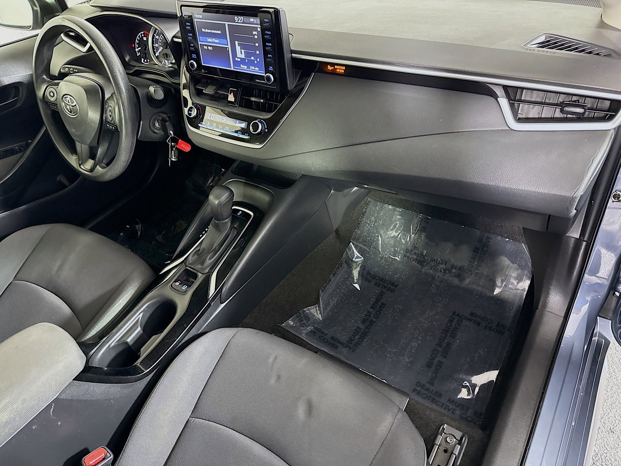 Used 2022 Toyota Corolla LE FWD image 29