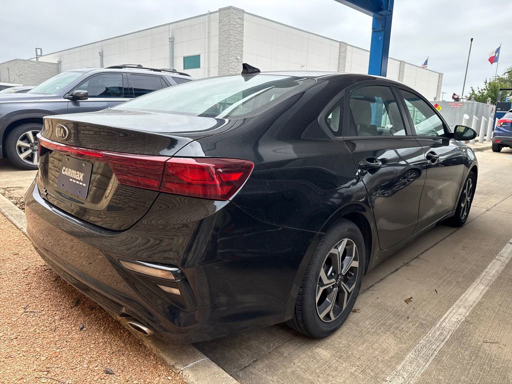 Used 2019 Kia Forte LXS FWD image 7
