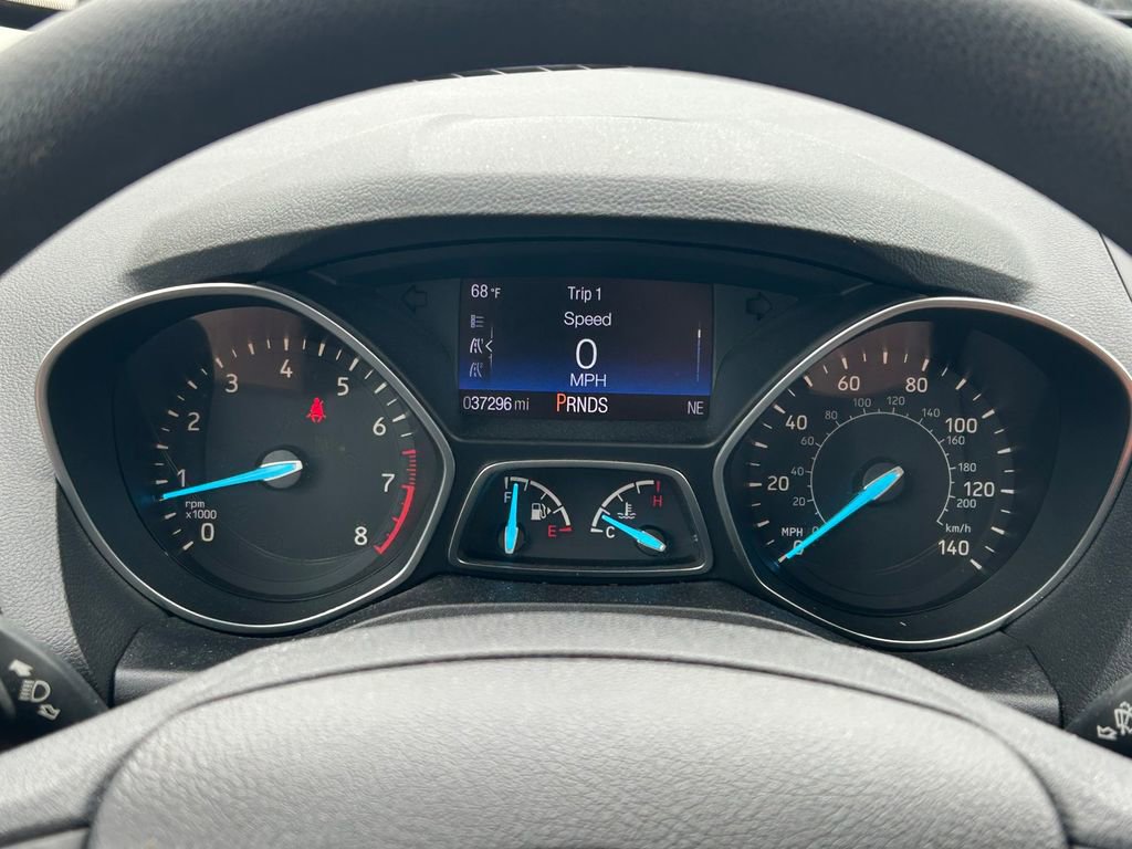 Used 2017 Ford Escape S FWD image 29