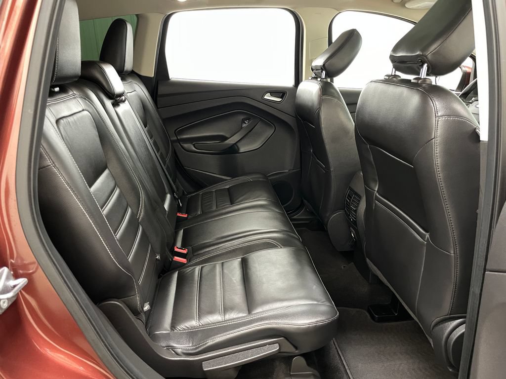 Used 2018 Ford Escape SEL AWD/4WD image 40