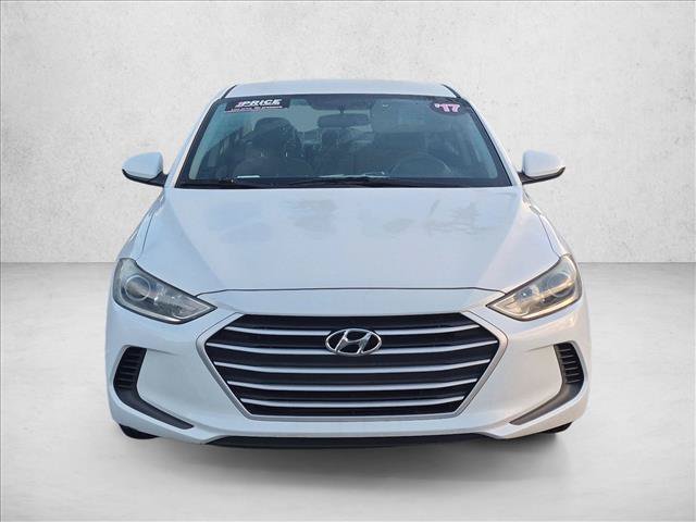 Used 2017 Hyundai Elantra SE FWD image 2