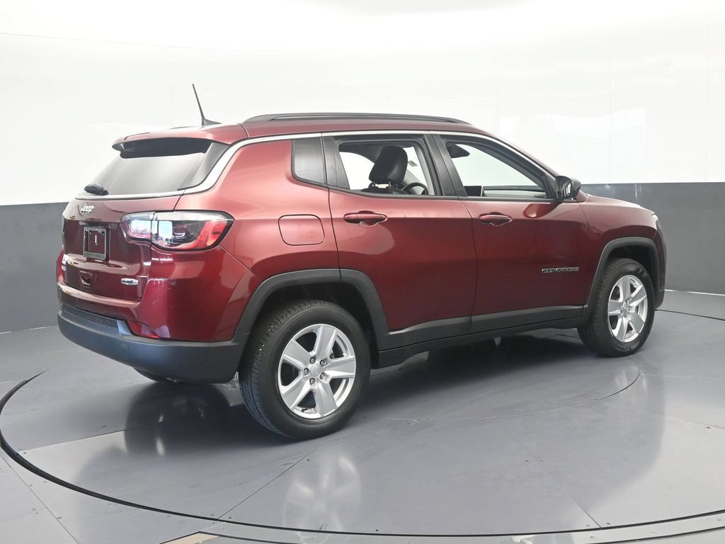 Used 2022 Jeep Compass Latitude AWD/4WD image 6