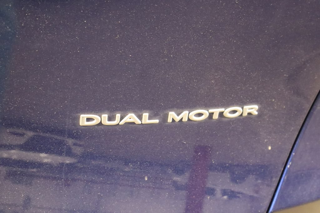 Used 2023 Tesla Model Y Long Range AWD/4WD image 44