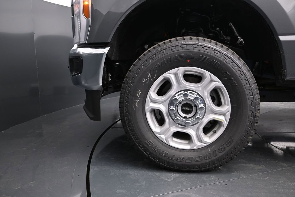 New 2026 Ford F250 XLT AWD/4WD image 17