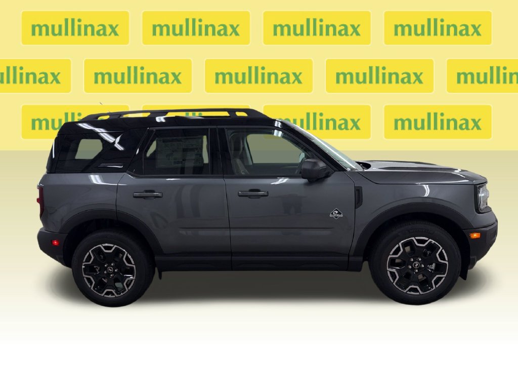 New 2026 Ford Bronco Sport Outer Banks w/ Outer Banks Tech Package+ AWD/4WD image 2