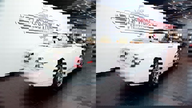 Used 2011 Rolls-Royce Phantom Drophead Coupe image 6