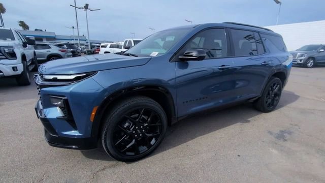 Used 2025 Chevrolet Traverse RS w/ LPO, Floor Liner Package image 4