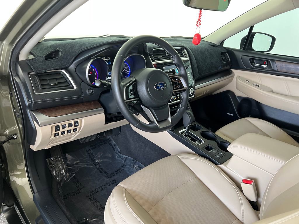 Used 2019 Subaru Outback 2.5i Limited AWD/4WD image 19