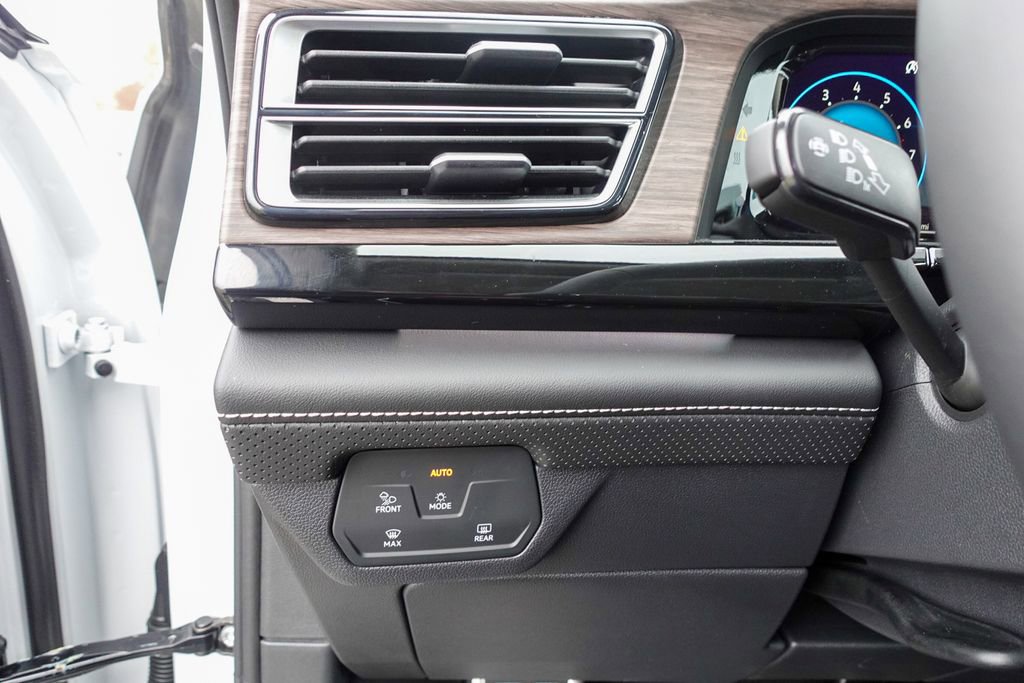 New 2026 Volkswagen Atlas SEL Premium R-Line image 22