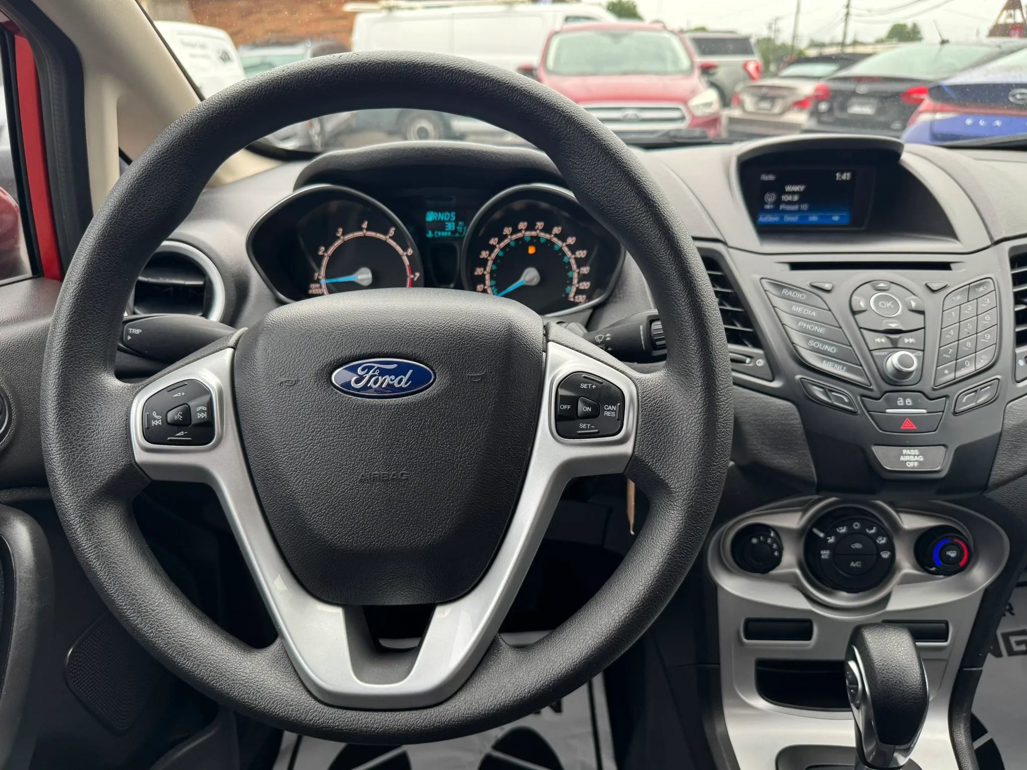 Used 2019 Ford Fiesta SE FWD image 42