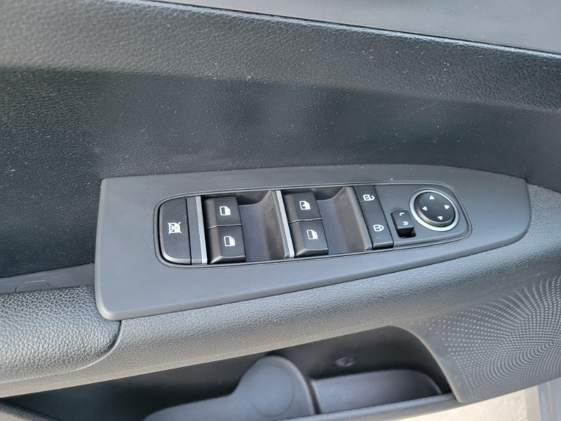 Used 2023 Kia Forte LXS FWD image 18